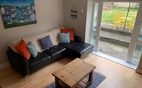 Ryde Beach Garden Apartment